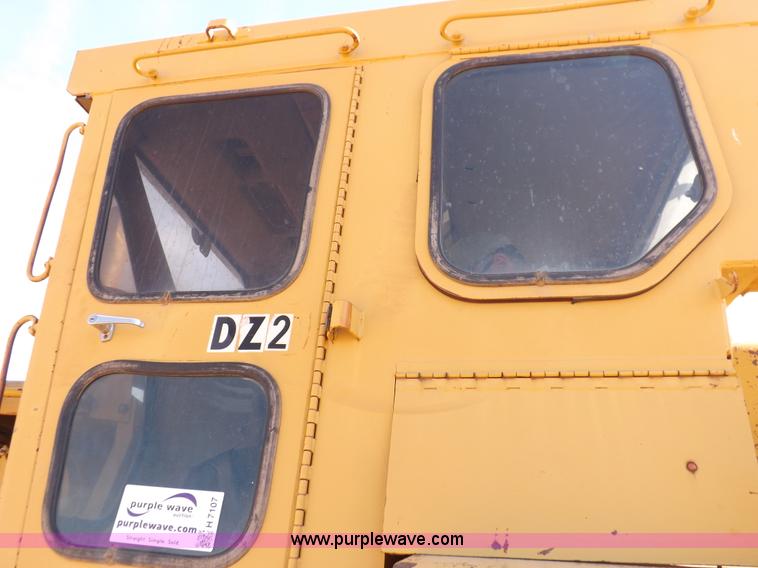 image for item H7107 1978 Caterpillar D7G dozer