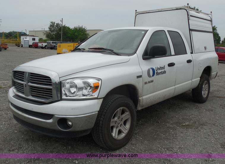 image for item I1000 2008 Dodge Ram 1500 Quad Cab pickup truck