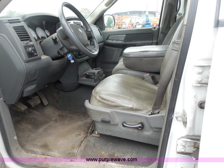 image for item I1000 2008 Dodge Ram 1500 Quad Cab pickup truck