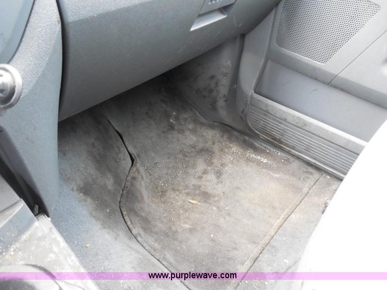 image for item I1000 2008 Dodge Ram 1500 Quad Cab pickup truck