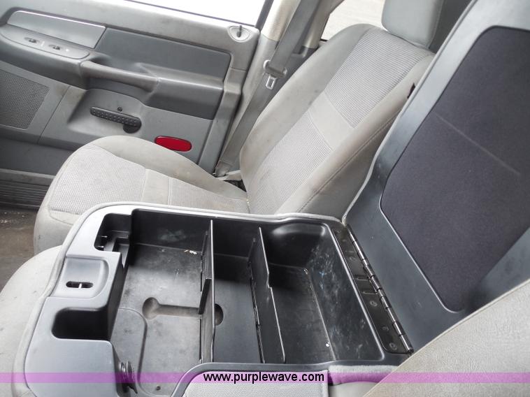 image for item I1000 2008 Dodge Ram 1500 Quad Cab pickup truck