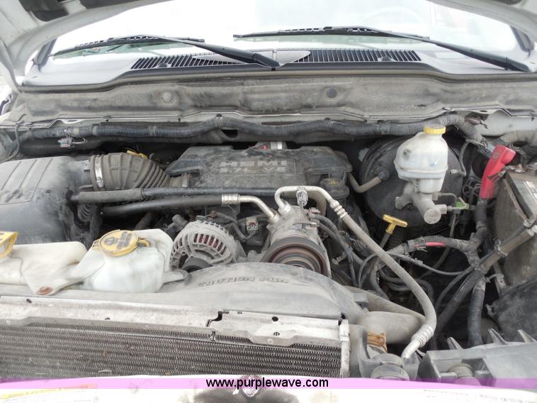 image for item I1000 2008 Dodge Ram 1500 Quad Cab pickup truck