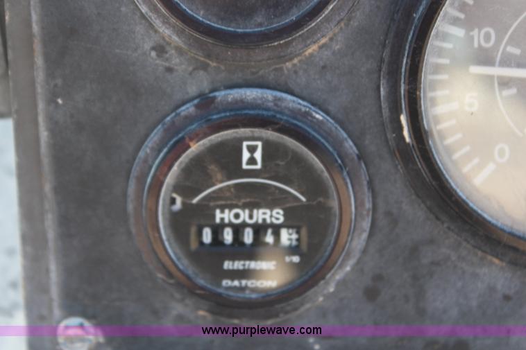 image for item X9344 2010 Husqvarna FS4800D36 pavement saw