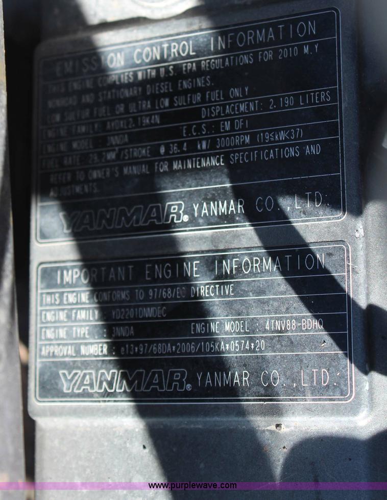 image for item X9344 2010 Husqvarna FS4800D36 pavement saw