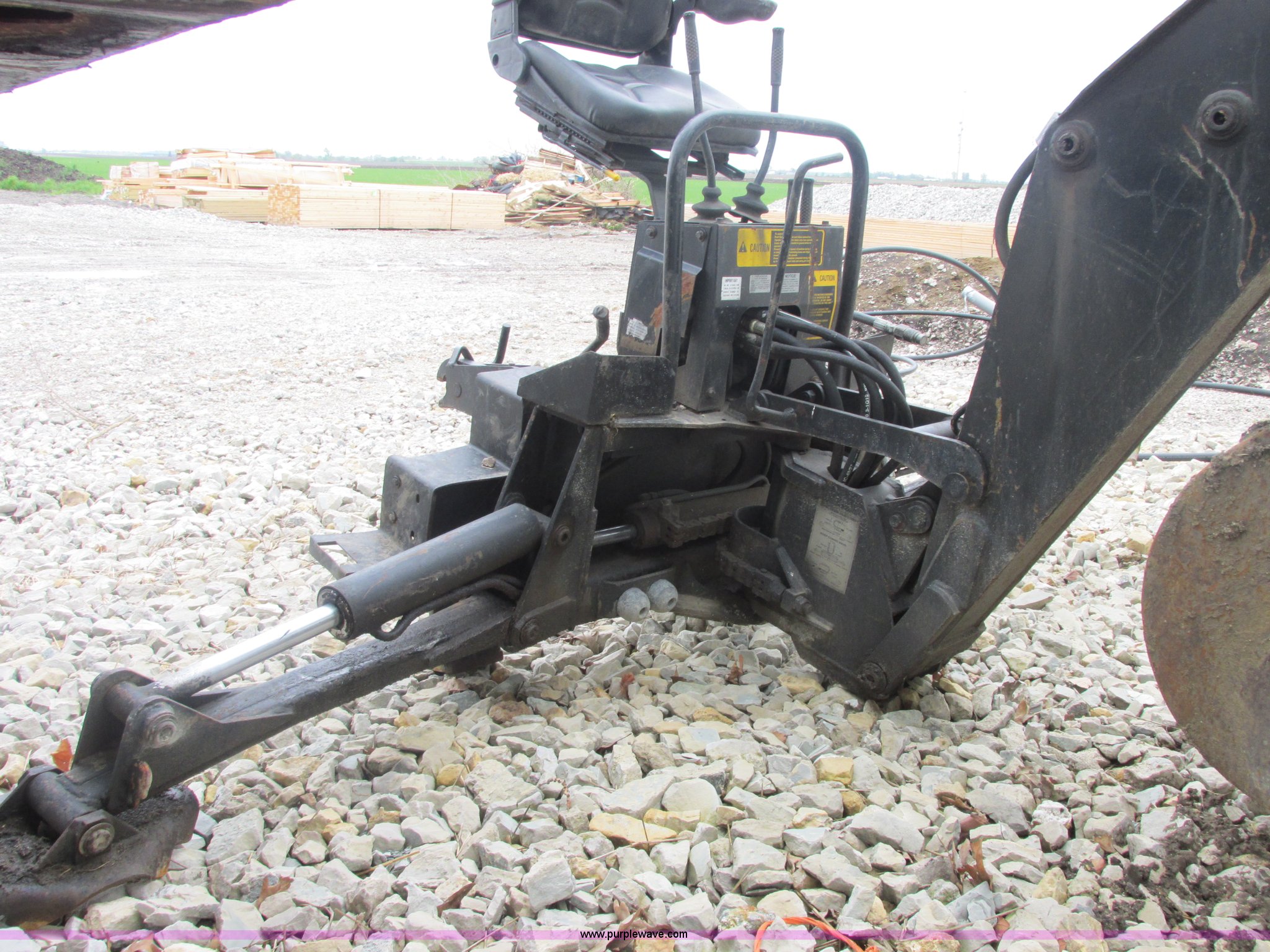 Ford New Holland B124 skid steer backhoe attachment in Oglesby, IL