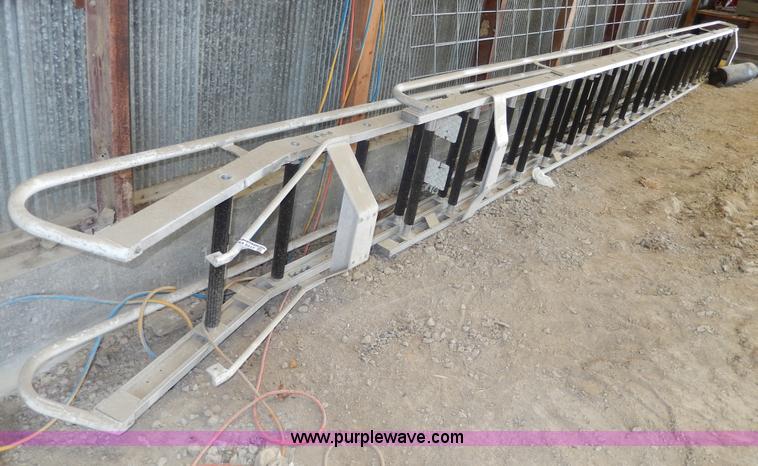 image for item AA9317 Ladder truck ladder