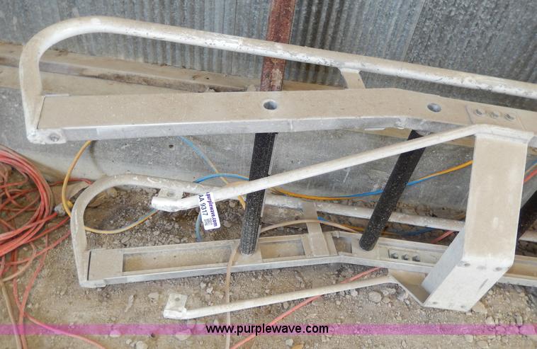 image for item AA9317 Ladder truck ladder