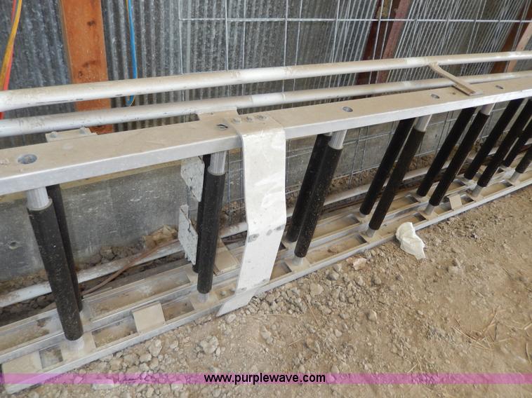 image for item AA9317 Ladder truck ladder