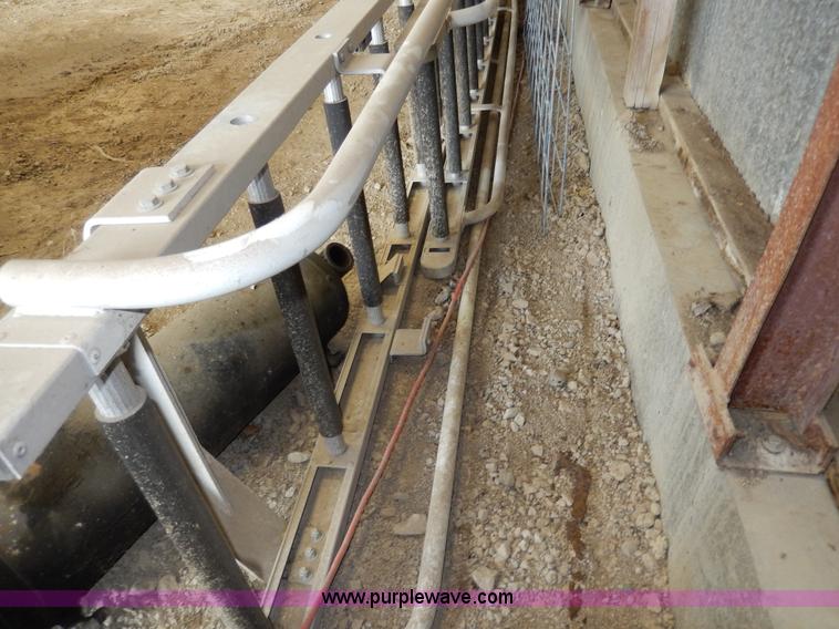 image for item AA9317 Ladder truck ladder