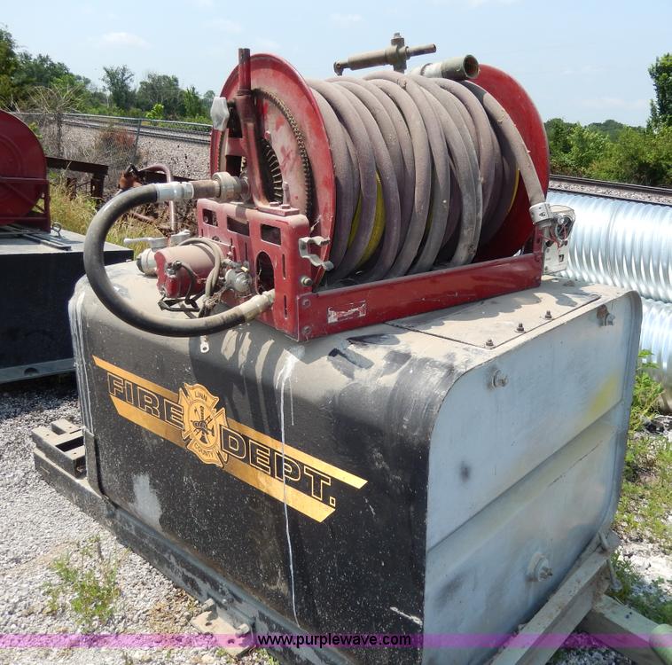 image for item AA9320 300 gallon metal tank