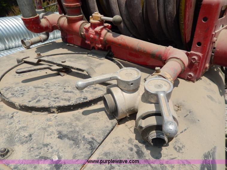 image for item AA9320 300 gallon metal tank