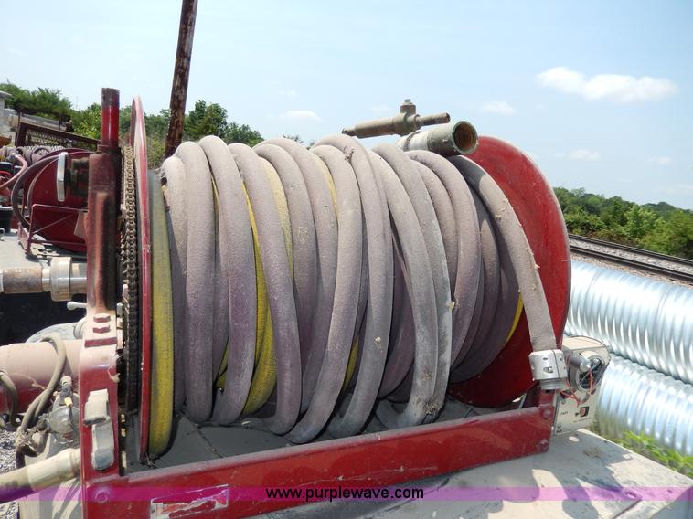 image for item AA9320 300 gallon metal tank