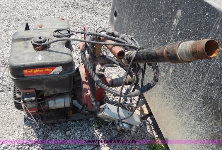 image for item AA9321 300 gallon fiberglass tank