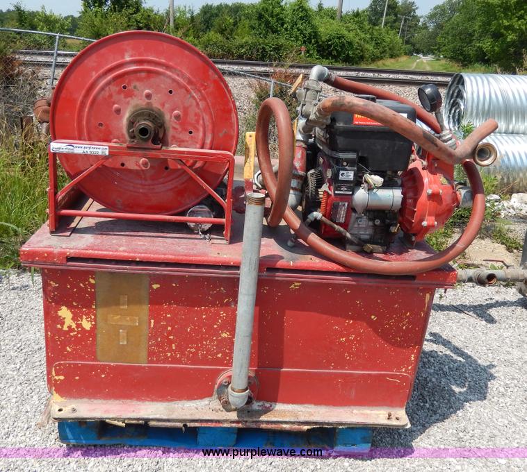 image for item AA9322 300 gallon fiberglass tank