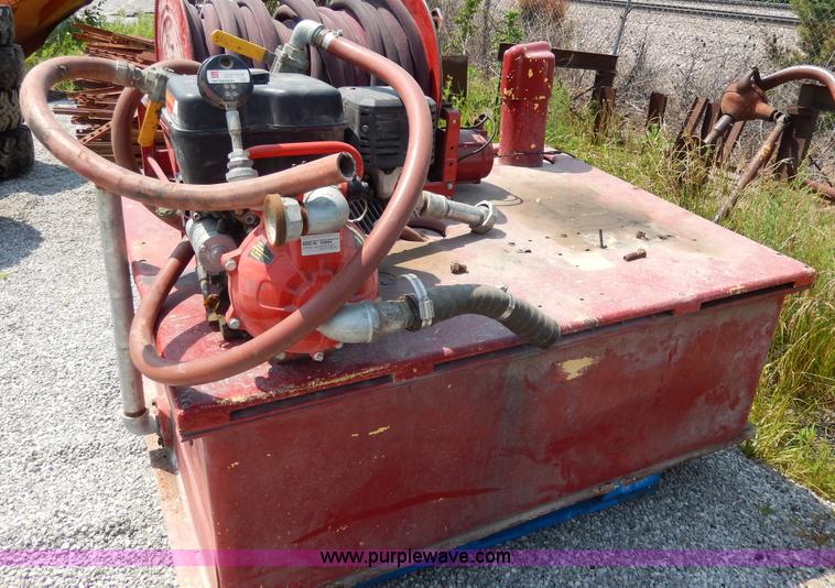 image for item AA9322 300 gallon fiberglass tank