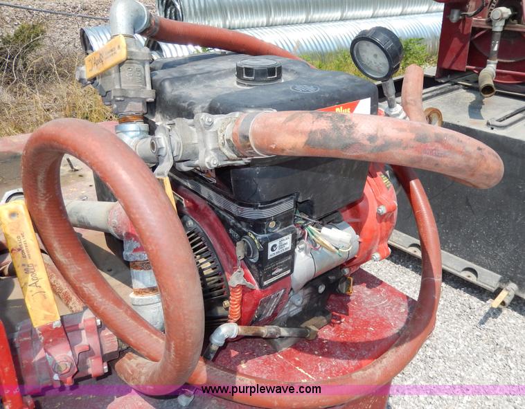 image for item AA9322 300 gallon fiberglass tank