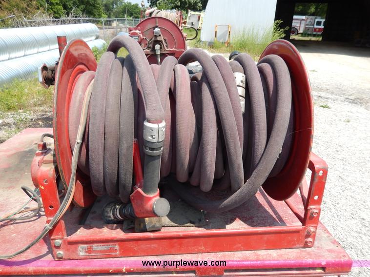 image for item AA9322 300 gallon fiberglass tank