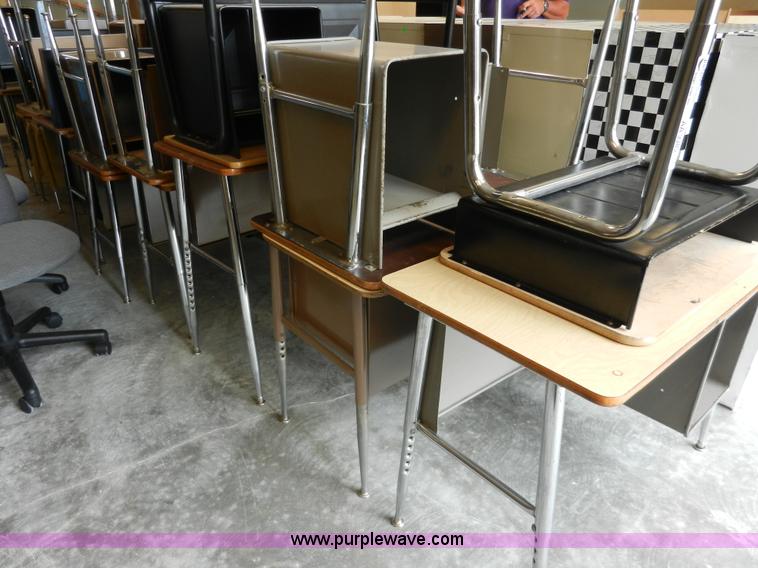 image for item AA9385 (28) student desks