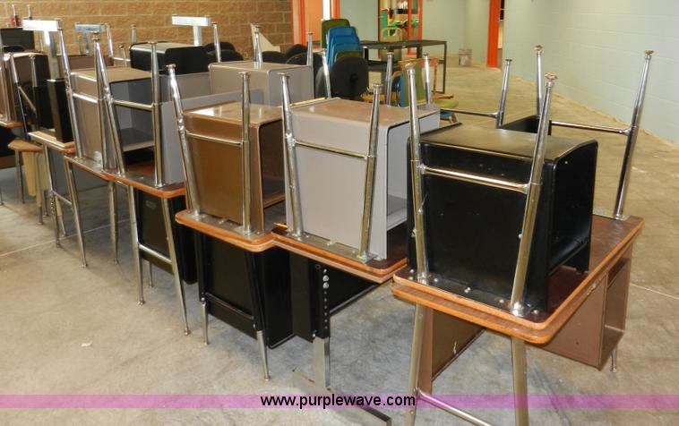 image for item AA9385 (28) student desks