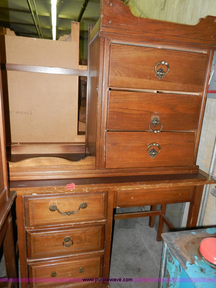 image for item AA9428 (30) wooden student desks