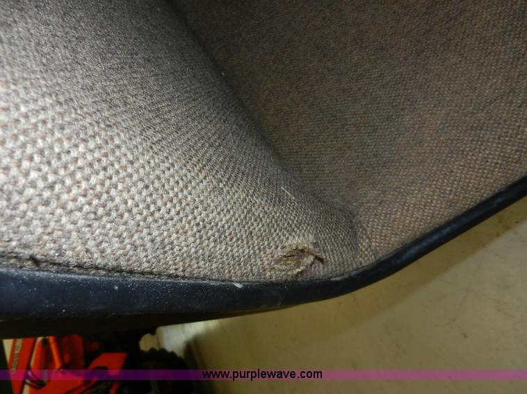 image for item AA9449 (7) conference chairs