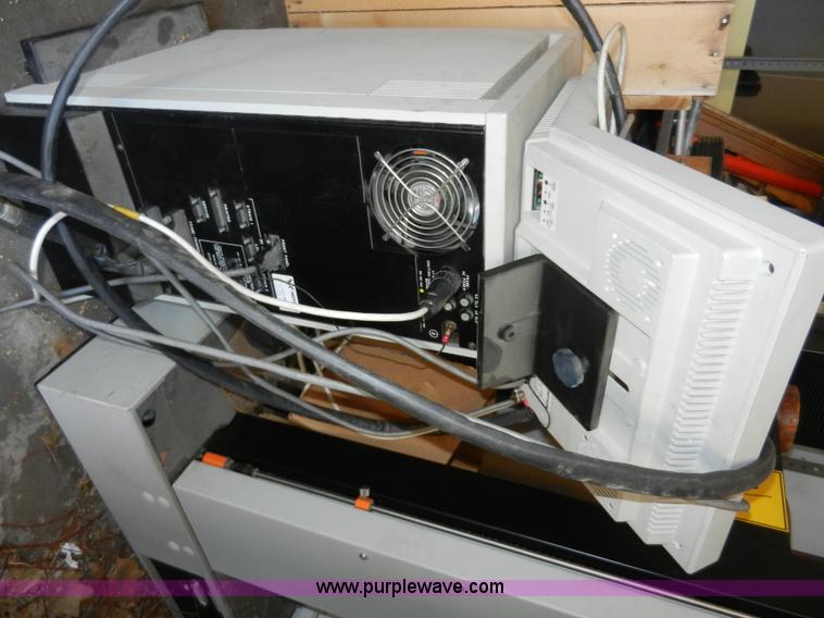 image for item AA9752 Instron 4502 tensile strength test system