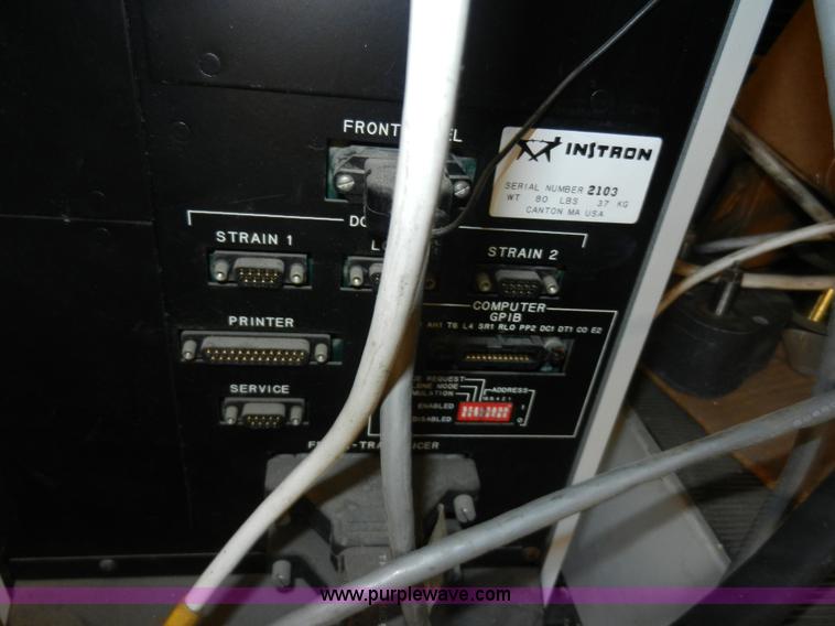 image for item AA9752 Instron 4502 tensile strength test system