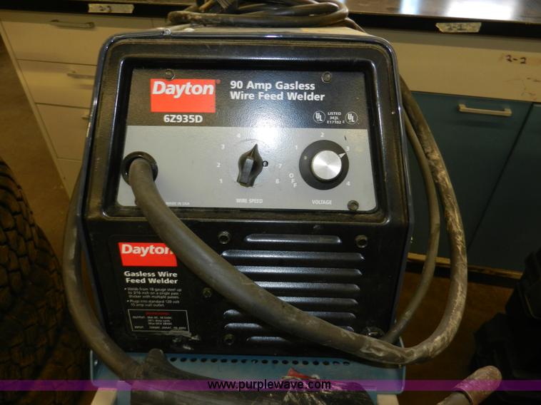 image for item AA9754 Dayton gasless wire feed welder