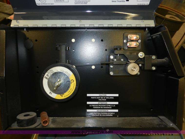 image for item AA9754 Dayton gasless wire feed welder