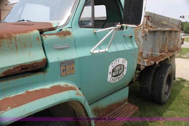 image for item AE9173 1973 Chevrolet C60 dump truck