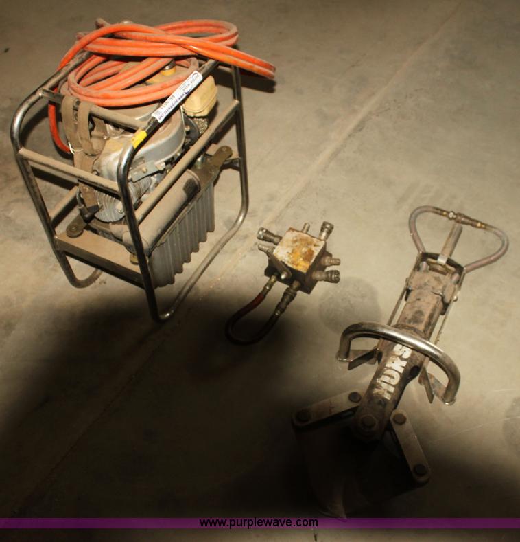 image for item AE9221 Cutter with pump and hose