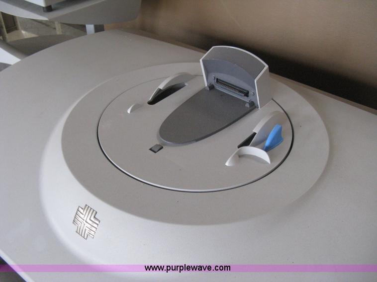 image for item AH9067 Pitney Bowes DM1000 mailing system