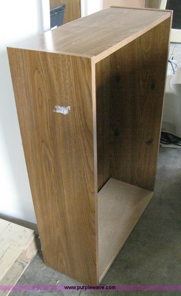 image for item AH9077 Assorted office furniture