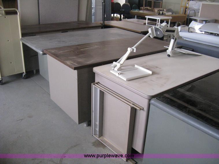 image for item AH9077 Assorted office furniture