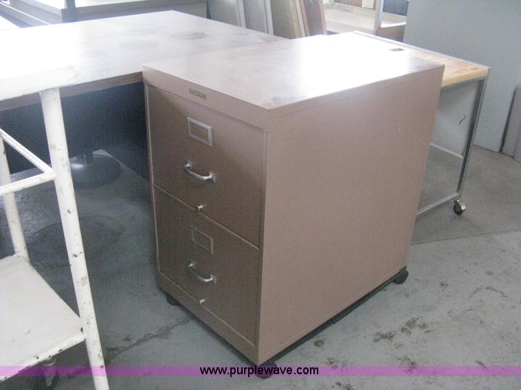 image for item AH9077 Assorted office furniture