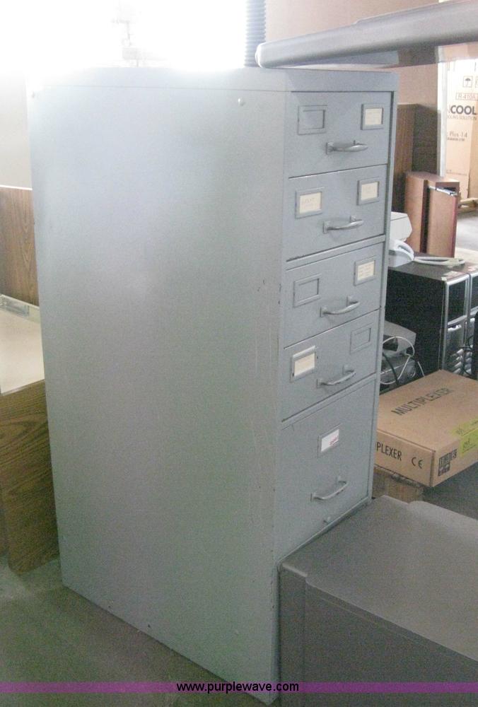 image for item AH9077 Assorted office furniture