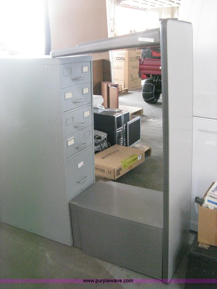 image for item AH9077 Assorted office furniture