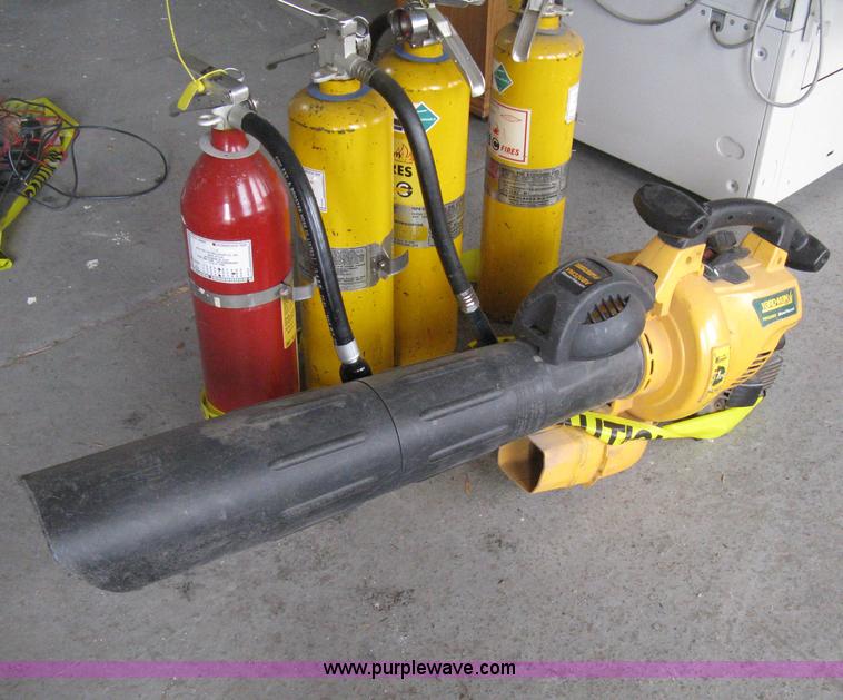 image for item AH9078 (5) fire extinguishers