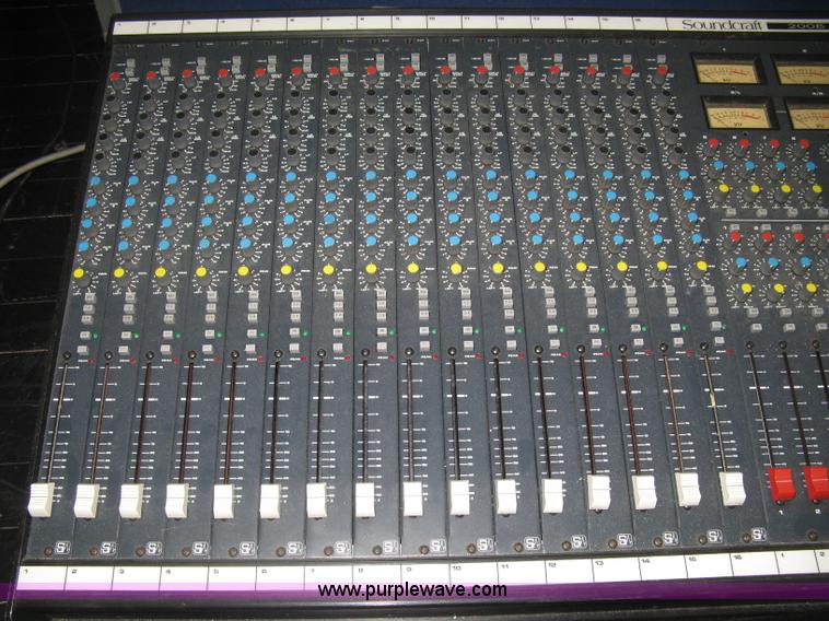image for item AH9083 Soundcraft 200B audio mixer