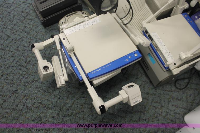 image for item AV9244 Assorted electronics