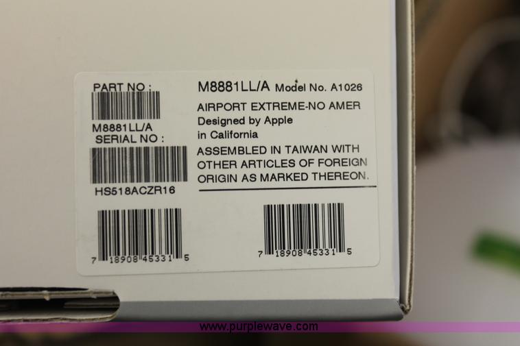 image for item AV9246 (28) Apple Airport Extreme