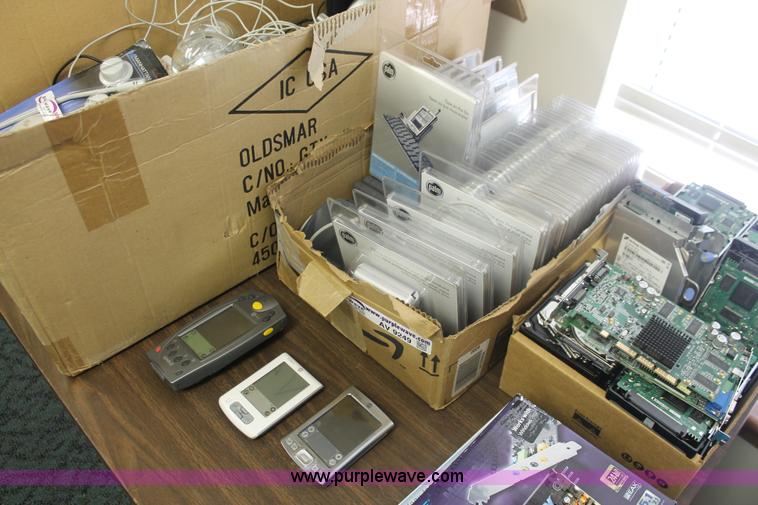 image for item AV9249 Assorted Palm accessories