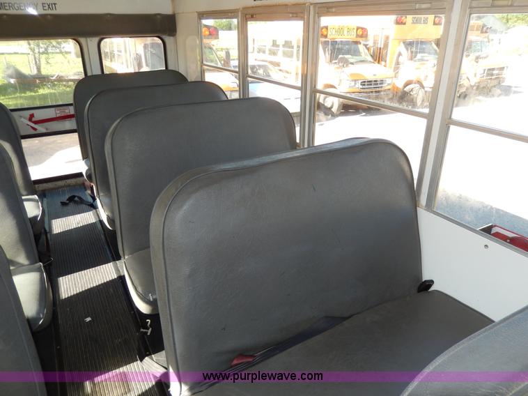 image for item D8090 1999 Ford Collins school bus