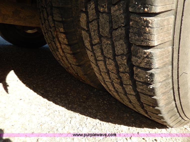 image for item D8090 1999 Ford Collins school bus