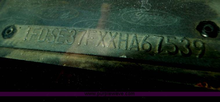 image for item D8090 1999 Ford Collins school bus