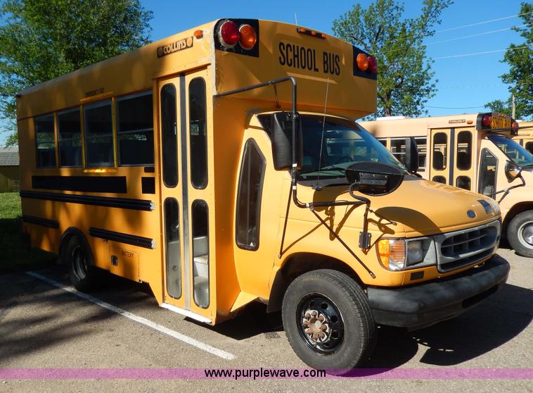 1999 Ford Collins school bus in Chapman, KS Item D8091 sold Purple Wave