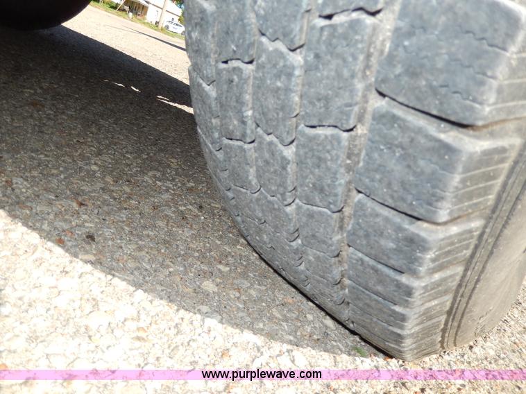 image for item D8091 1999 Ford Collins school bus