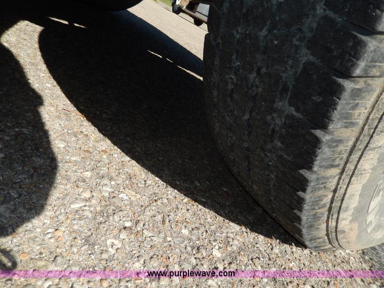 image for item D8092 1998 Ford Collins school bus