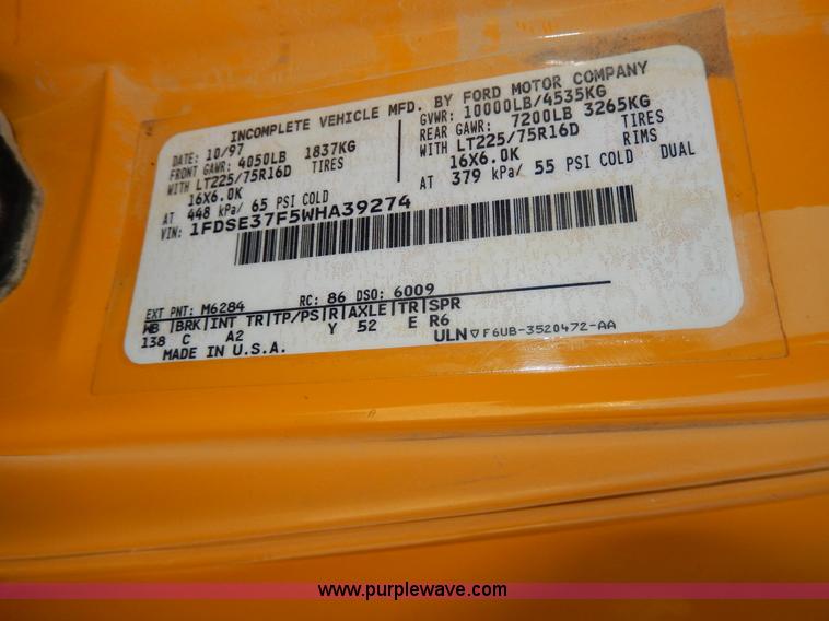 image for item D8092 1998 Ford Collins school bus