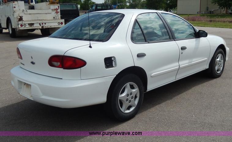 image for item D8109 2001 Chevrolet Cavalier